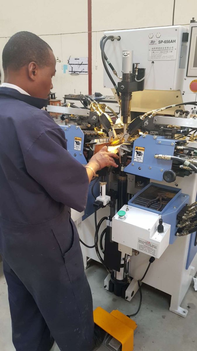 TS-656MAS computerized heel seat lasting machine supplied by Elitech Kenya TS-656MAS computerized heel seat lasting machine supplied by Elitech Kenya